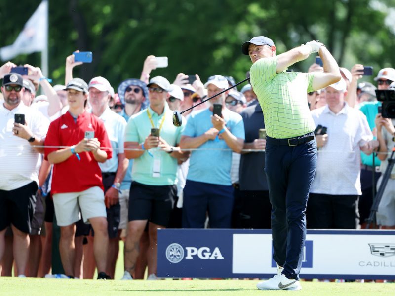 McIlroy Shines in Round 1