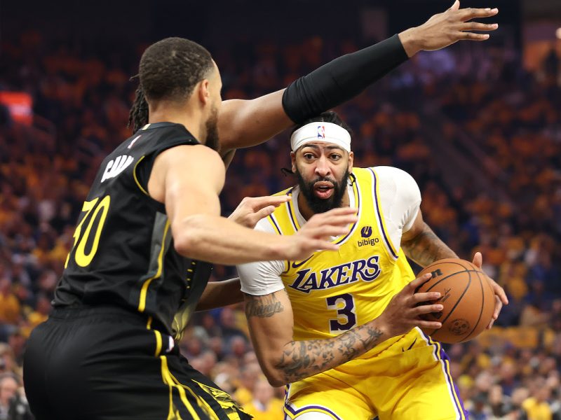 AD, Lakers Too Much in Game 1